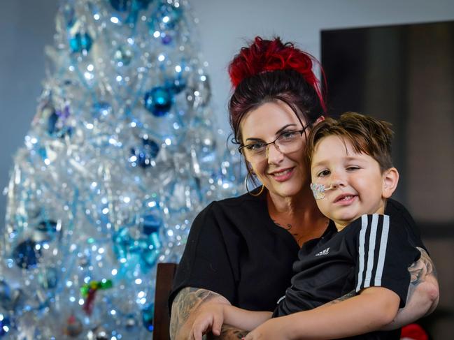 Wednesday DECEMBER 13 2023. Sammy Scully (7) with mum, Alison Harrrison. It will be SammyÃ•s last Christmas this year. Diagnosed with DIPH (diffuse intrinsic pontine glioma) earlier this year, seven-year-old Sammy has been given a year to live. Pic Roy VanDerVegt