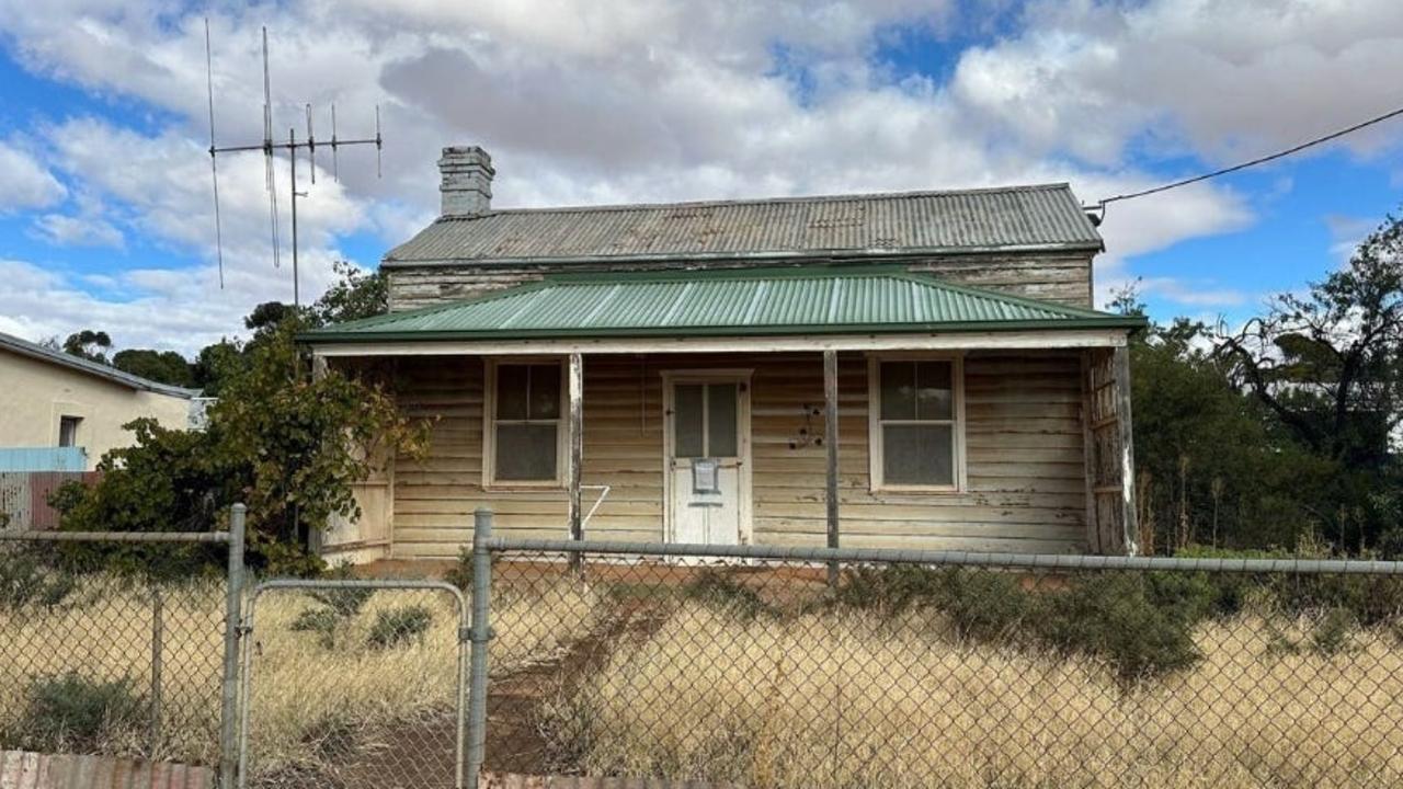 A property on Queen St, Peterborough, that’s set to be auctioned. Picture: File