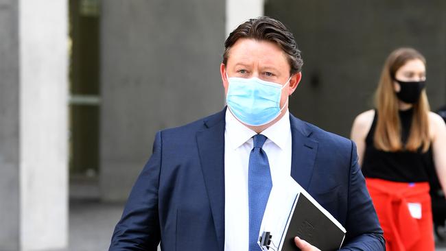 Millionaire business owner Steven Baxter leaves the Supreme Court in Brisbane. Mr Baxter has an application before the courts which aims to interrupt his neighbours plans to build a pool and entertainment area above his Paddington property. Picture: NCA NewsWire / Dan Peled