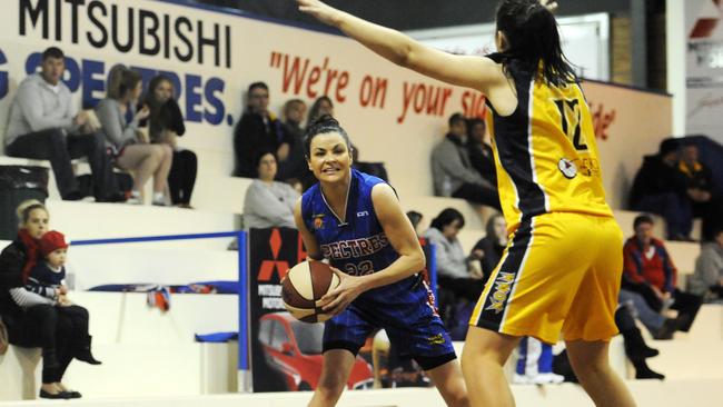 Nunawading Spectres v Knox Raiders at Nunawading Stadium — it’s back!