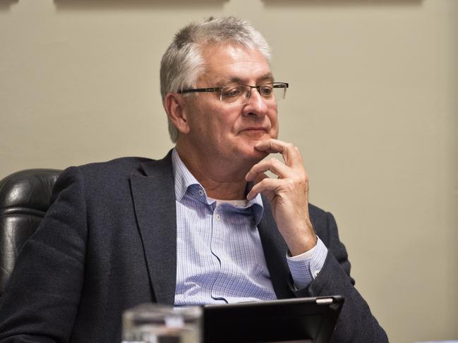 Revealed: Why four councillors opposed CEO’s contract extension