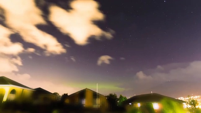 Man captures stunning Aurora Australis over Tasmania