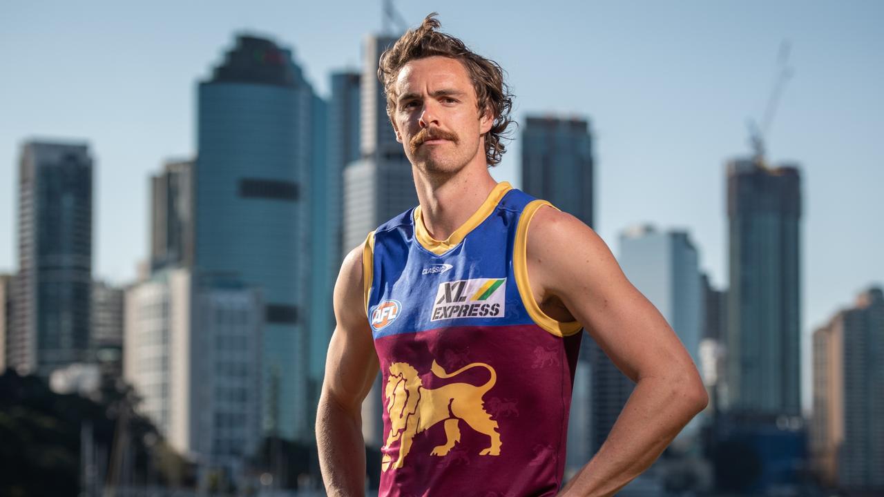 24-08-2021 Brisbane Lions players heading into the 2021 AFL finals campaign pose for photos in front of Brisbane city and Kangaroo point. Joe Daniher. PICTURE: Brad Fleet