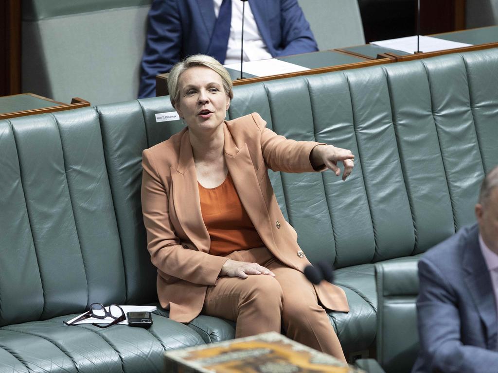 ‘no Tom Cruise Tanya Plibersek Slams Scott Morrison Over ‘joke Entrance Au 1132