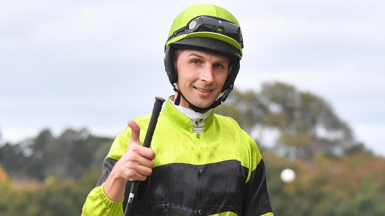 Jumps jockeys hospitalised after Warrnambool falls