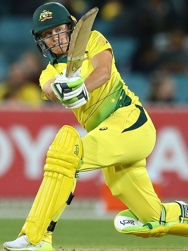 Alyssa Healy bats for Australia in a T20 game against New Zealand in October, 2018. PHOTO: Mark Nolan/Getty Images