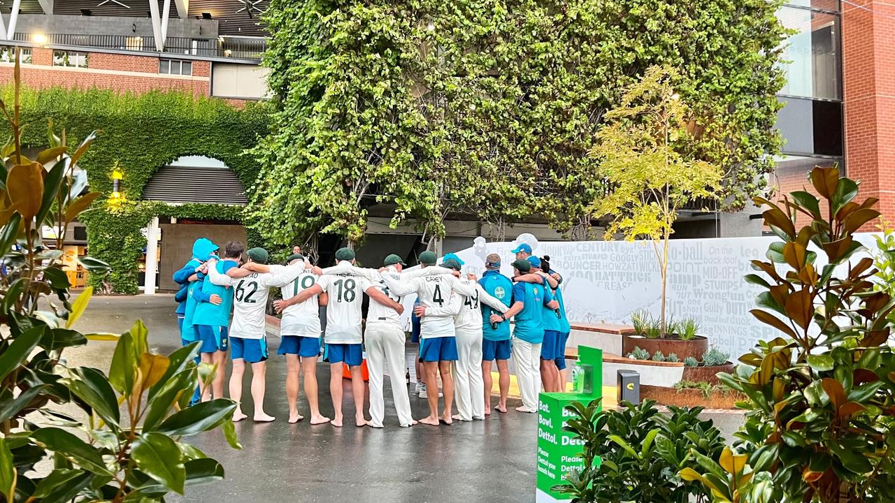 In honour of Rod: Aussie cricket team take celebrations to late great’s memorial