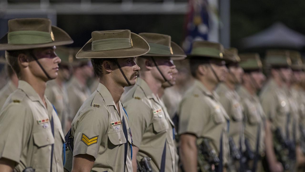 Townsville 1rar Soldiers Welcomed Home After Afghanistan Deployments 