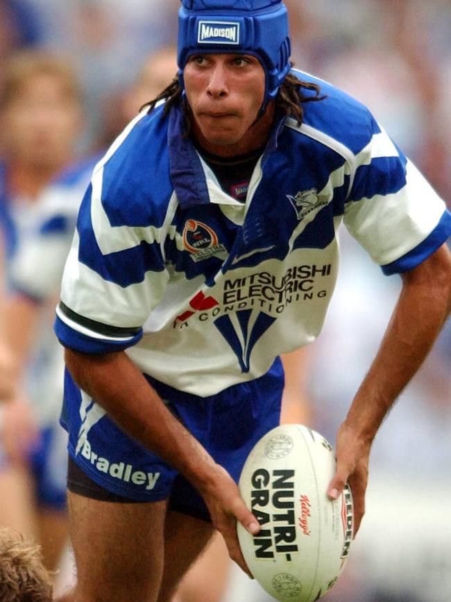 Johnathan Thurston in action for the Bulldogs...