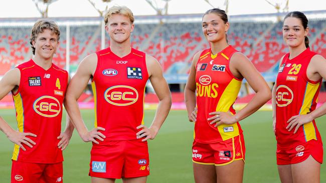 Gold Coast Suns siblings Zane and Bodhi Uwland and Darcie and Georja Davies. Picture: Gold Coast Suns.