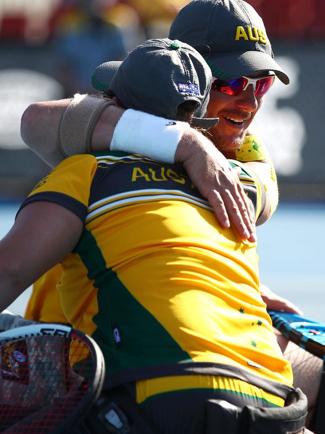 Sam Gould and Jamie Tanner of Australia embrace after the Open Double 3rd Place Wheelchair Tennis Match of the tennis competition Picture: Mark Kolbe/Getty Images for the Invictus Games Foundation)