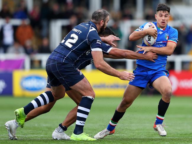 Radean Robinson in action with Italy at the Rugby League World Cup. (Photo by Alex Livesey/Getty Images for RLWC)