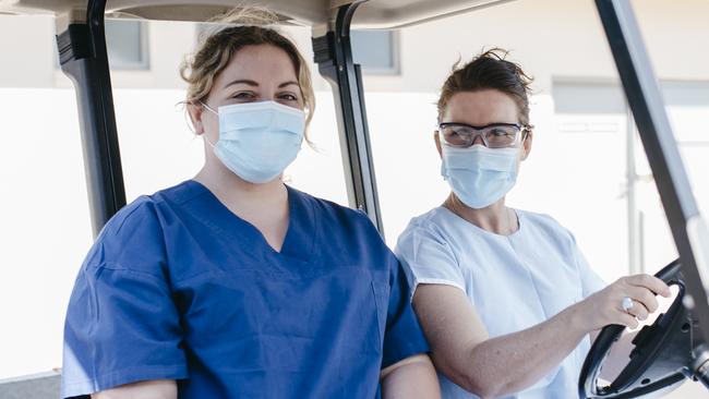 Ramsay nurses Elise Jenkins and Renee Davis relocated to Dubbo to help with the Covid effort in regional NSW. PIC: Nat Salloum