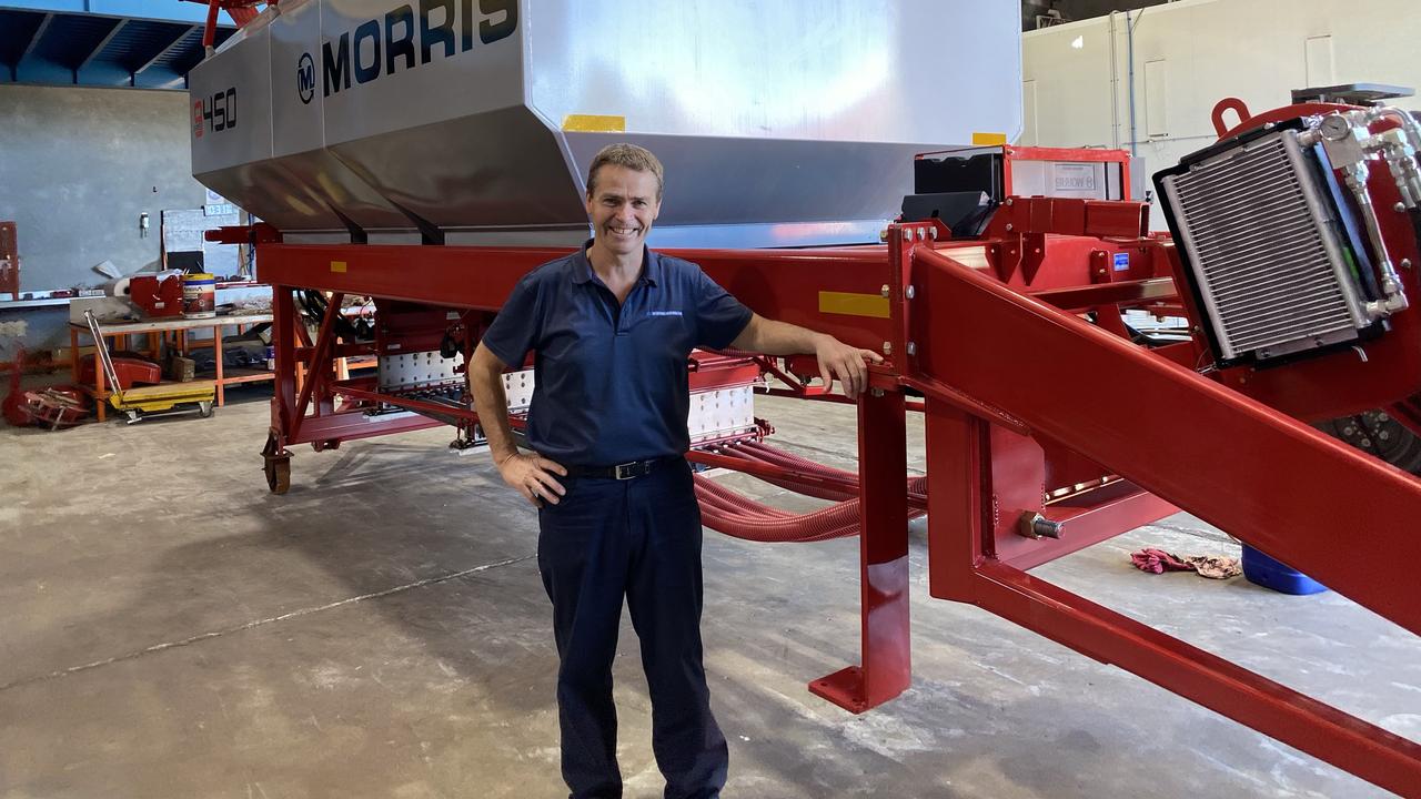 New tanks for Morris 9 Series air seeder carts