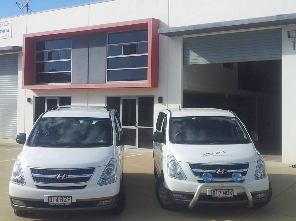 New shuttle bus targets fly in fly out workers The Courier Mail