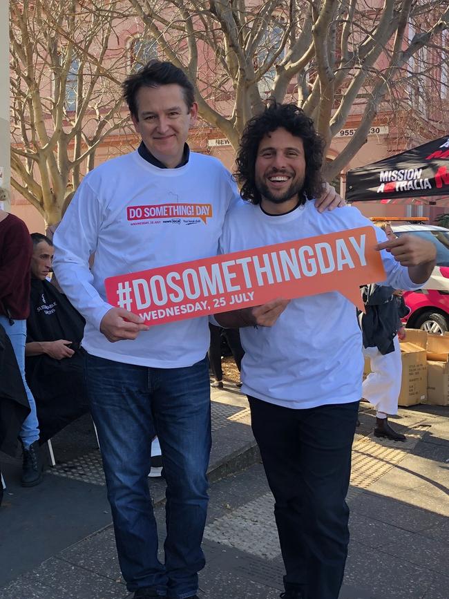 DoSomething Day founder Jon Dee and Sustainable Salons co-founder Paul Frasca at the Newtown Neighbourhood Centre.