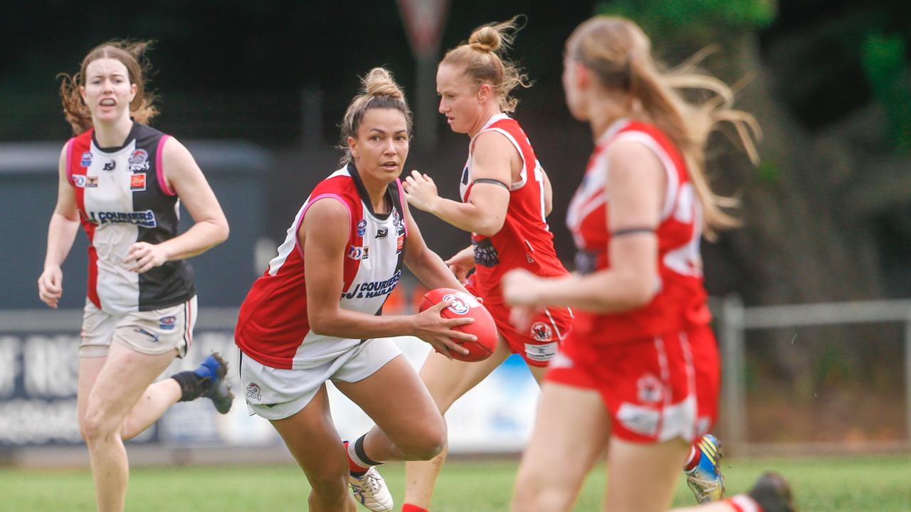 Tayla Thorne in the NTFL Women's Premier League, Waratah v Southern Districts at Gardens Oval. Picture GLENN CAMPBELL