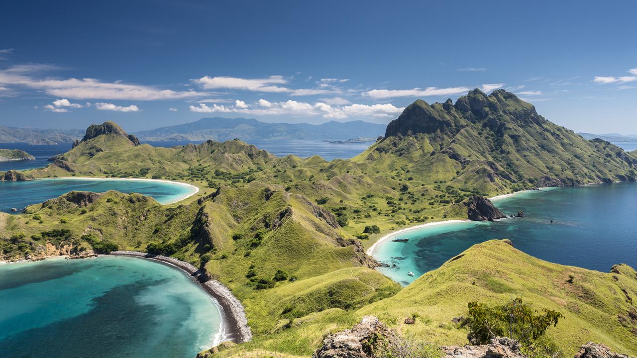 Indonesia tourists face 100 fee for visiting Komodo ‘Dragon Island