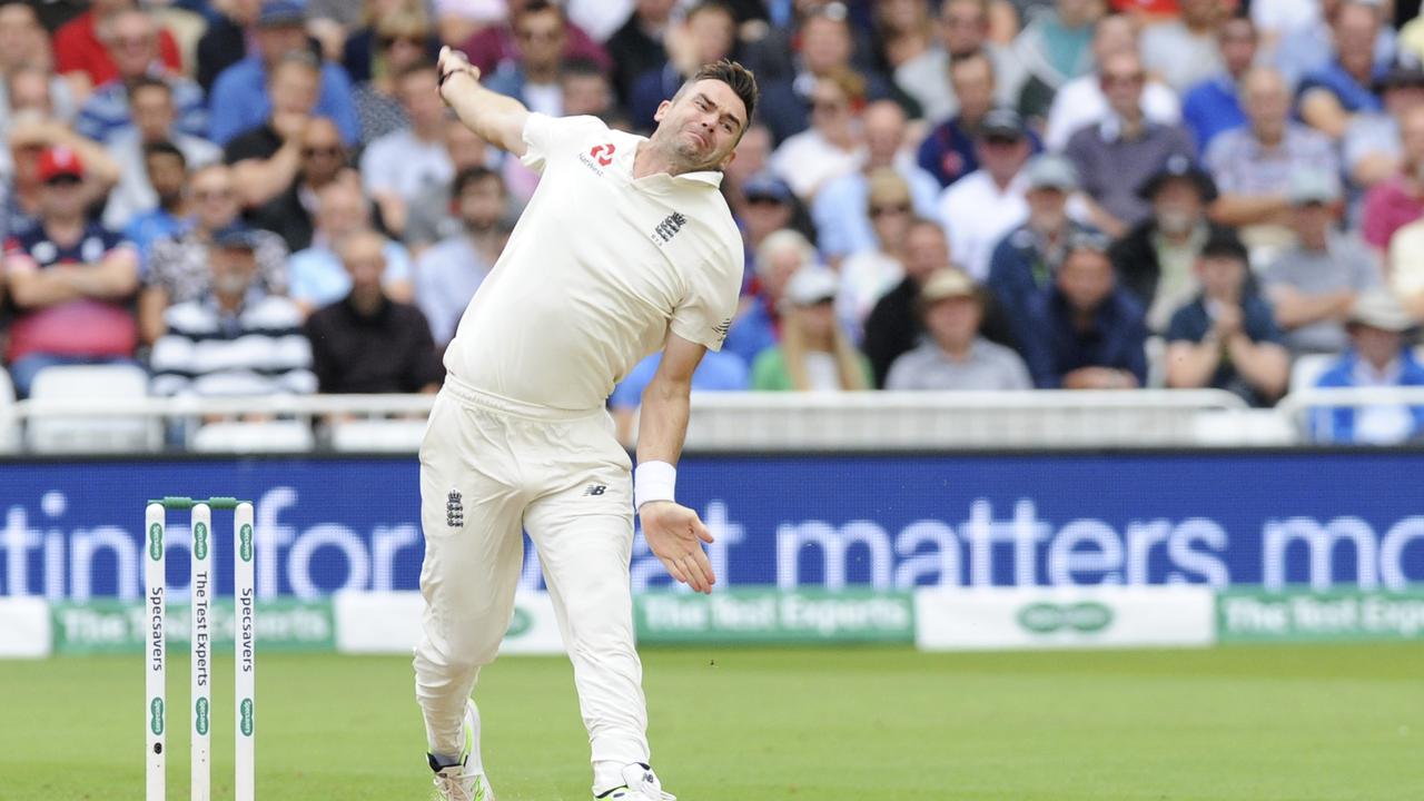 Glenn McGrath has spoken out as he prepares for his former Ashes rival James Anderson to surpass his all-time Test wickets tally for a fast bowler.