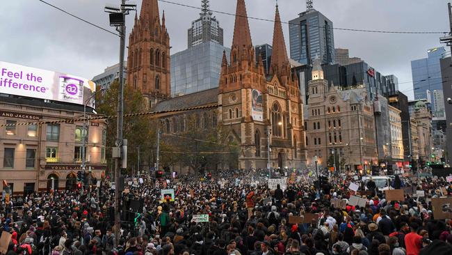 Prosecutors say there was no conspiracy to drop protest charges against Black Lives Matters leaders before backflipping on the decision due to a communications bungle.