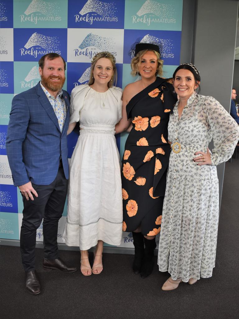 Brent Lowien, Amy Hurley, Clara Swaffield and Liz Curtis at the 2023 Rockhampton Girls Grammar 21st Race Day.