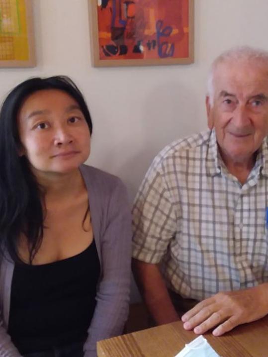 The family of an ageing opal miner are seeking intervention in the courts. International gem dealer Angela Chu with Ieroklis (Eric) Mavropoulos.