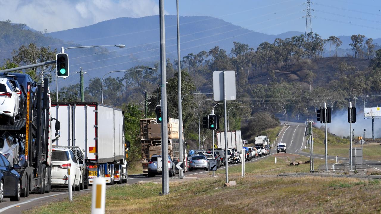 Scrub fire at Julago, just south of Townsville, causes delays to traffic on Bruce Highway. Picture: Evan Morgan