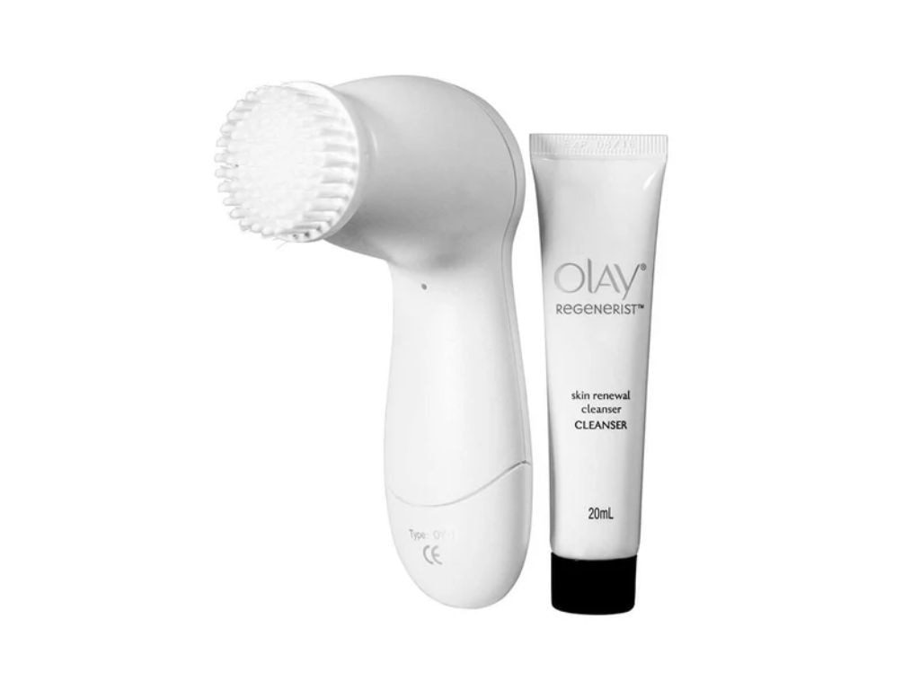 Olay’s Facial Cleansing Device has an average of 4 out of 5 star rating on Amazon - and at such an affordable price point, you can see why this would be a crowd favourite.