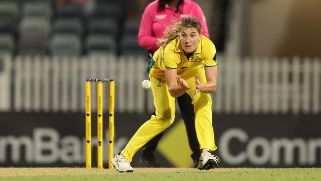 Sutherland fielding from her own bowling against India in December. Picture: Getty