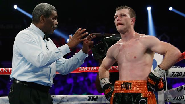 Horn stood little chance against Crawford in las Vegas.