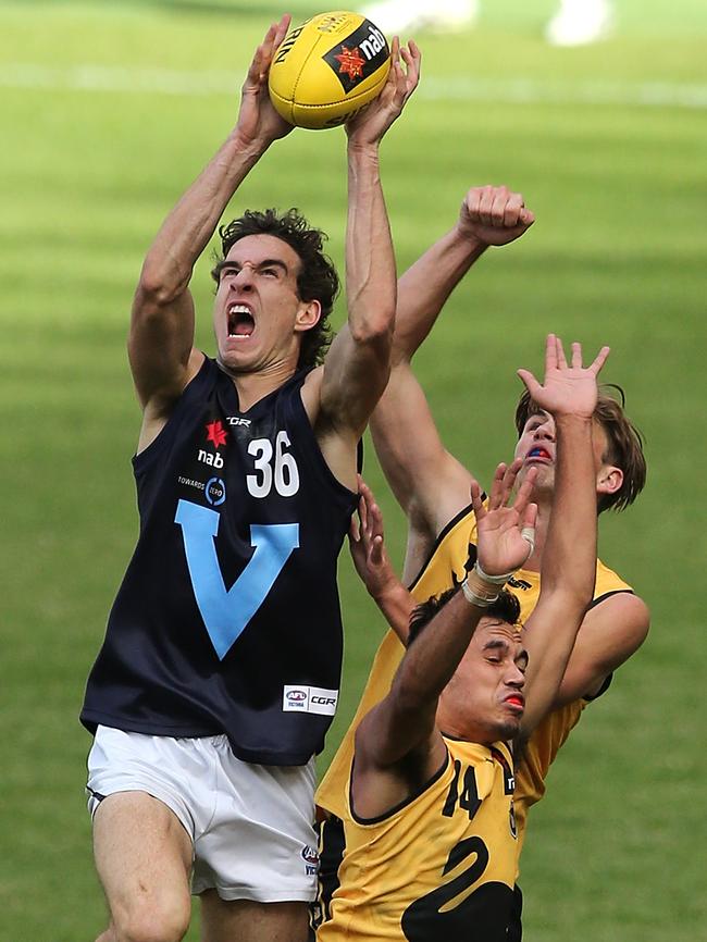 Ben King in action for Vic Metro against WA.