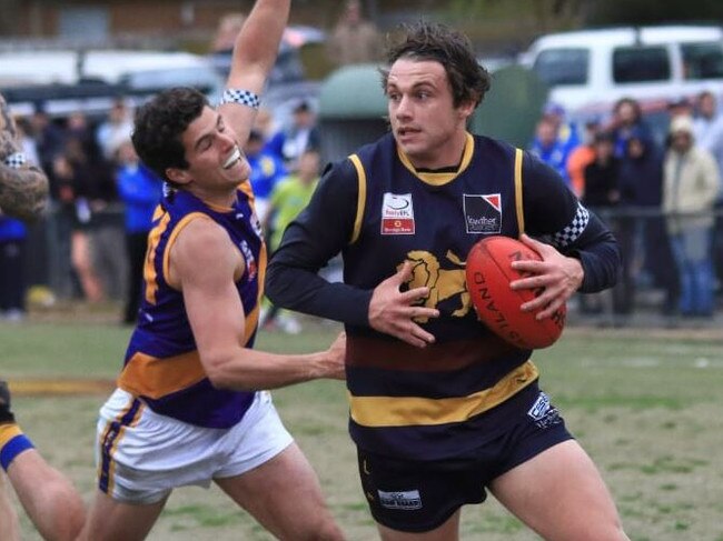 Dillon Viojo-Rainbow breaks away from another stoppage in the Eastern Football League (EFL). Picture Davis Harrigan