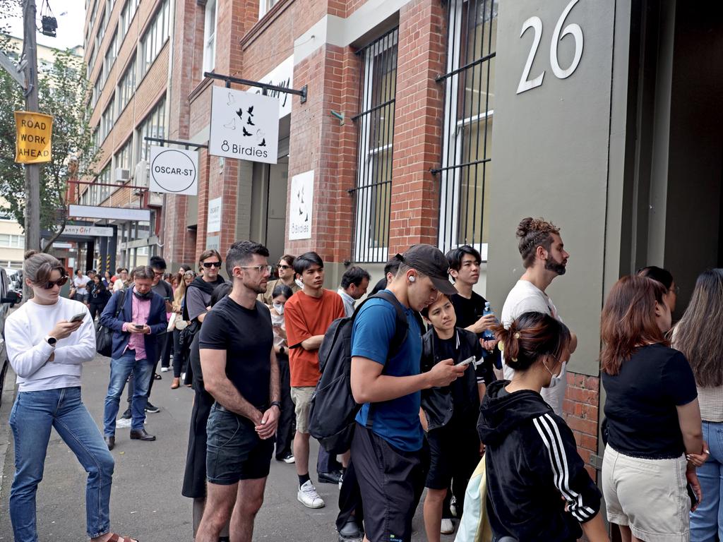 Sydneysiders lined up to inspect a rental. Picture: Nicholas Eagar/NCA NewsWire