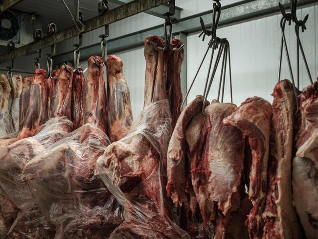 (FILES) This file photo taken on March 24, 2017 shows meat products in a cold storage room at a supermarket in Rio de Janeiro, Brazil during an inspection by the state's consumer protection agency, PROCON. The United States announced Thursday a halt to all imports of fresh beef from Brazil, the world's second-largest producer, citing "recurring" food safety concerns. / AFP PHOTO / Yasuyoshi Chiba