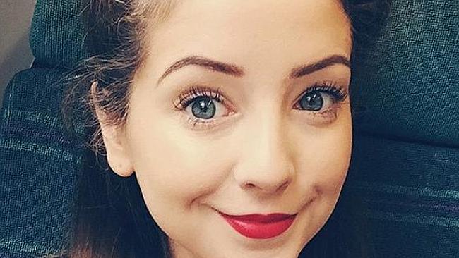 Zoella Beauty Vlogger Takes Break From Internet Amid Ghostwriting Scandal Surrounding Book