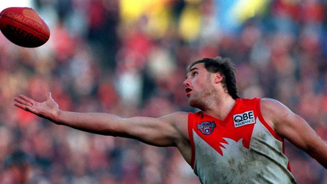 Tony Lockett’s 1996 season was one for the ages.