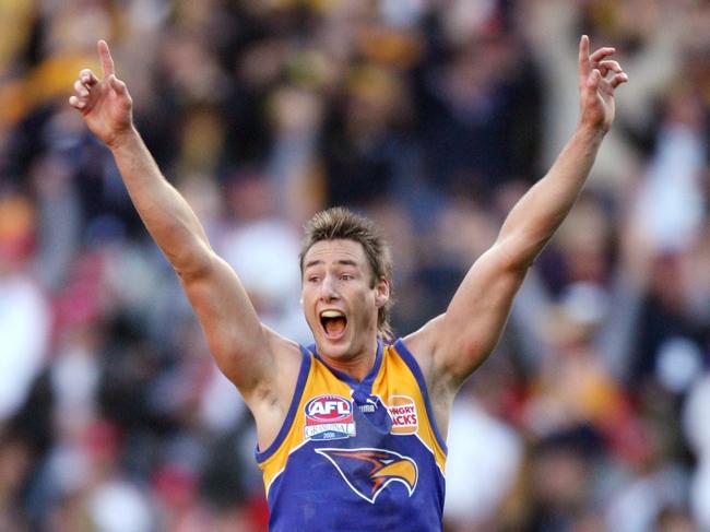 Adam Hunter celebrates the final siren of the 2006 AFL Grand Final.