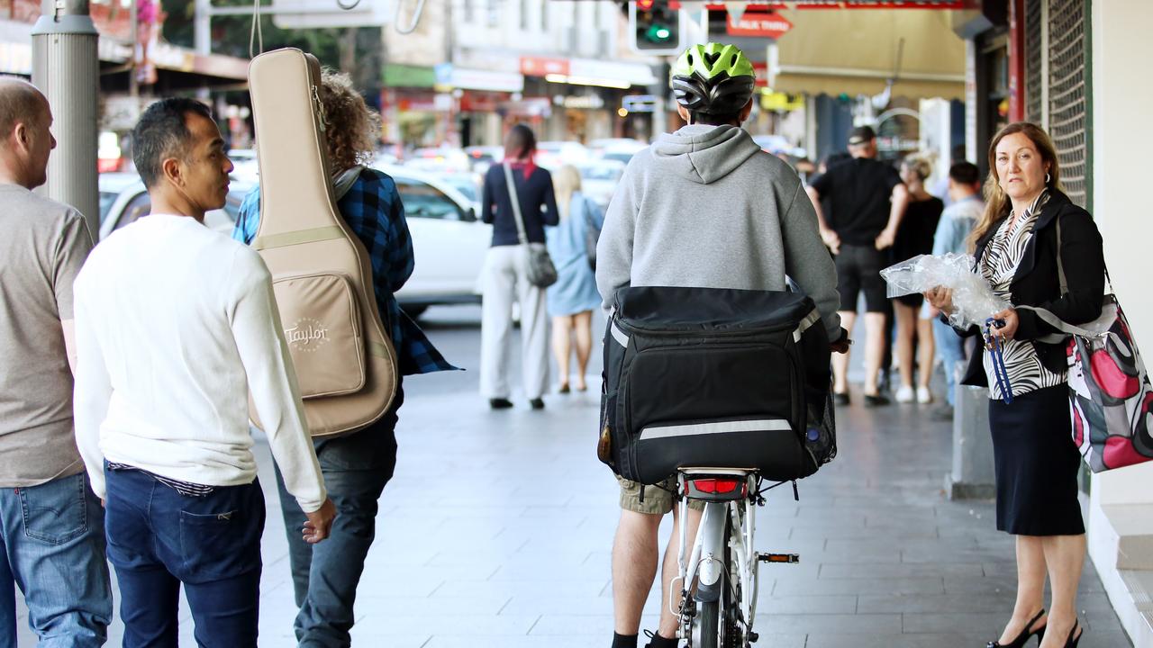 cyclists-ride-on-footpaths-push-for-law-change-in-victoria-and-nsw