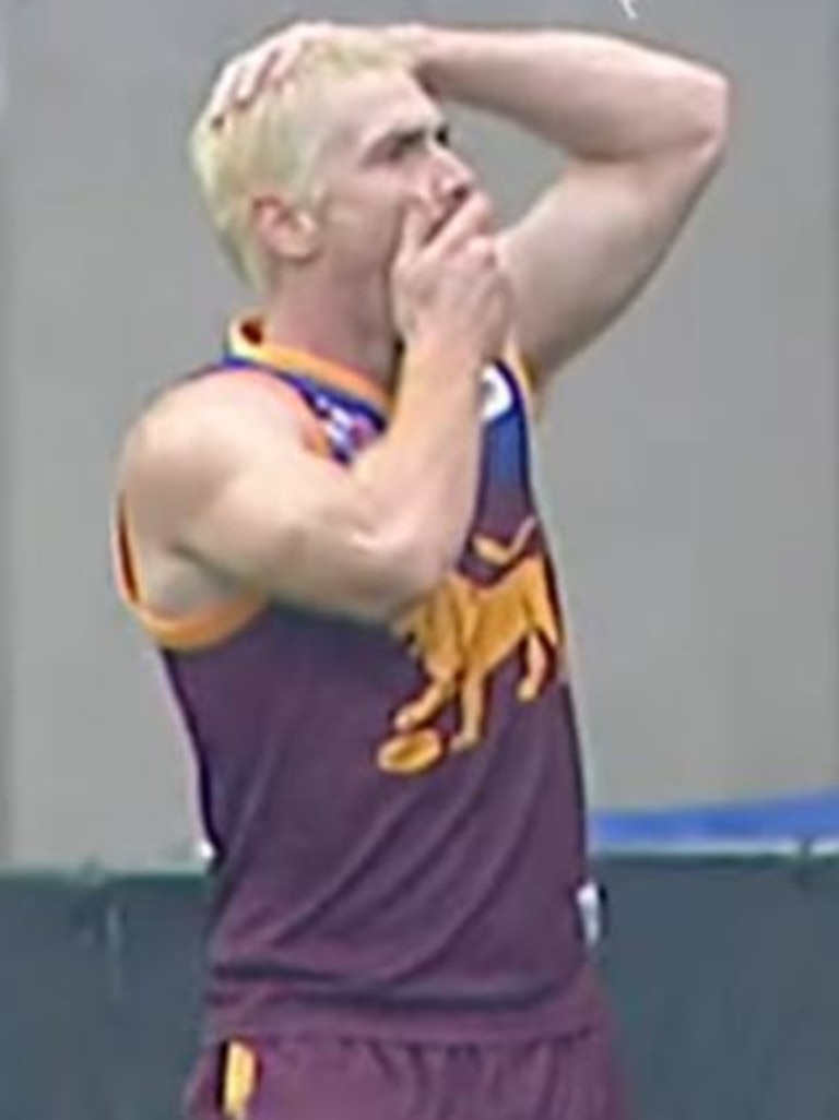 Jason Akermanis' famous goal celebration.