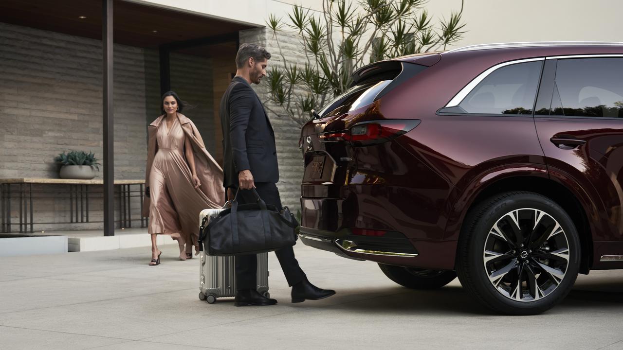 All models come with a hands-free tailgate that can open with foot swipe under the rear bonnet.