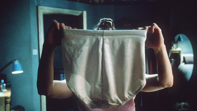 Bridget Jones knew all about the practicality of big underwear.