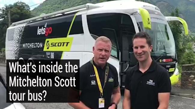 What's inside the Mitchelton Scott tour bus?