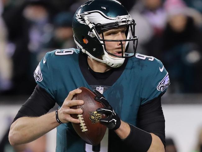 PHILADELPHIA, PA - JANUARY 13: Quarterback Nick Foles #9 of the Philadelphia Eagles looks to pass against the Atlanta Falcons during the first half in the NFC Divisional Playoff game at Lincoln Financial Field on January 13, 2018 in Philadelphia, Pennsylvania.   Abbie Parr/Getty Images/AFP == FOR NEWSPAPERS, INTERNET, TELCOS & TELEVISION USE ONLY ==