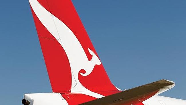 Qantas has decided to send the 300 maintenance jobs from its Avalon maintenance facility offshore. 