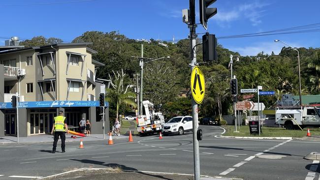 Police direct traffic at the scene. Picture: Rae Wilson