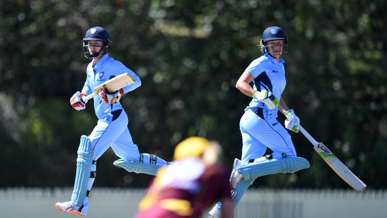 Rachael Haynes (left) and Alyssa Healy (right) have been in ominous early-season form in the WNCL.