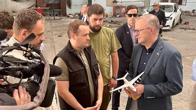 Australian Prime Minister Anthony Albanese was gifted a model of the Anatov plane, during his tour of war-torn Ukraine. Source: Facebook Кулеба Олексій