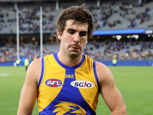 Andrew Gaff of the Eagles leaves the field after losing the Round 20 AFL match between the West Coast Eagles and the Fremantle Dockers at Optus Stadium in Perth, Sunday, August 5, 2018. (AAP Image/Richard Wainwright) NO ARCHIVING, EDITORIAL USE ONLY