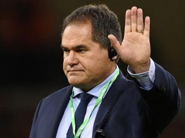 CARDIFF, WALES - NOVEMBER 20: Dave Rennie, Head Coach of Australia gives instructions to their side ahead of the Autumn Nations Series match between Wales and Australia at Principality Stadium on November 20, 2021 in Cardiff, Wales. (Photo by Stu Forster/Getty Images)