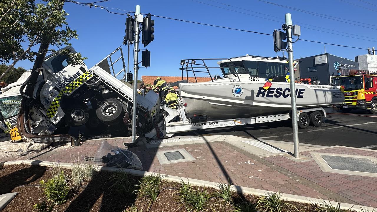 Peak hour truck crash cuts power, causing major traffic delays